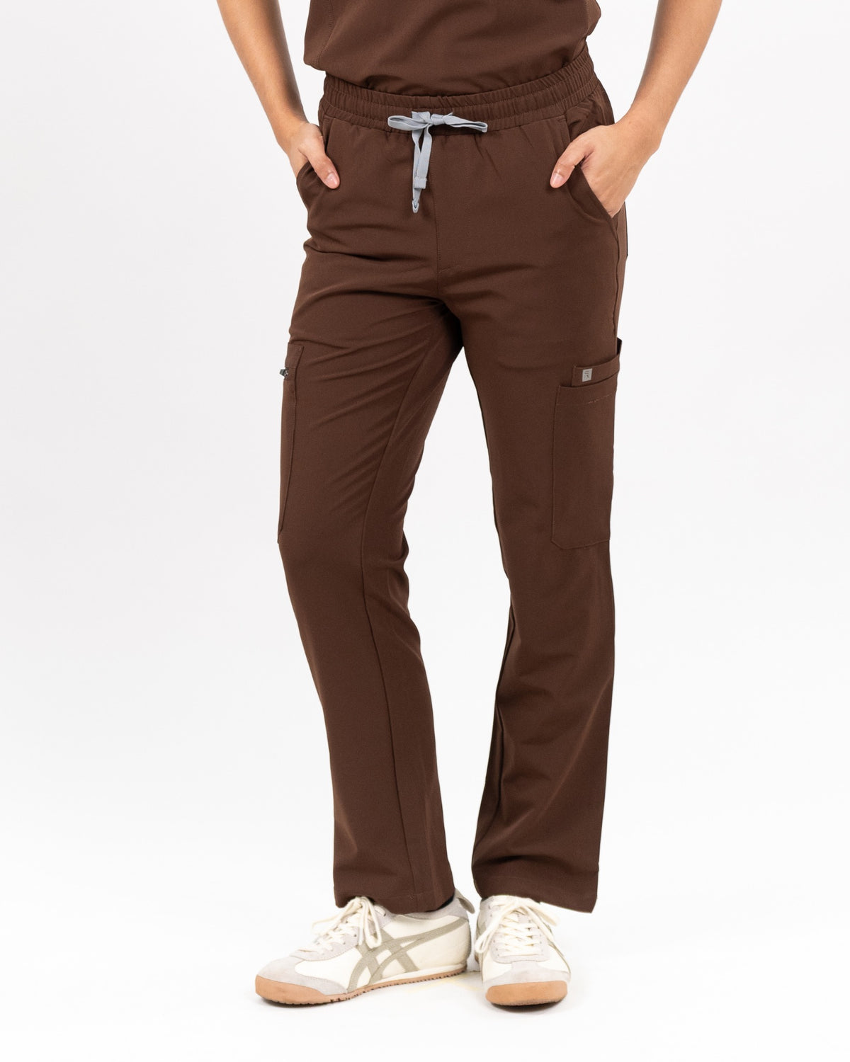 Elite Relaxed Cargo Pants in Dark Mocha